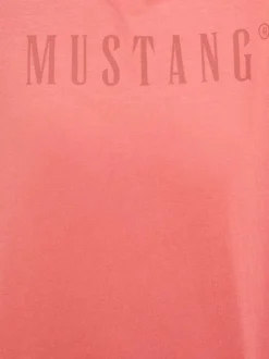 T-shirt en coton rose avec un logo imprimé et des manches courtes
