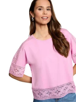 T-shirt en coton rose uni en dentelle avec une coupe droite et col rond