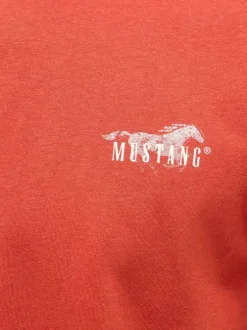 T-shirt en coton rouge uni avec une coupe droite et un col rond