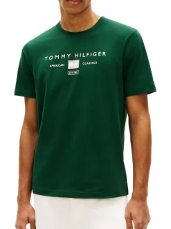 T-shirt en coton verte à coupe droite pourvu de manches courtes