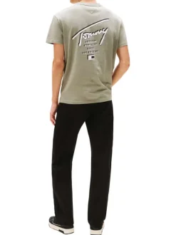 T-shirt en coton vert uni avec une coupe droite et un col rond