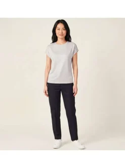 T-shirt gris uni pourvu d'une coupe ajustée et de manches courtes