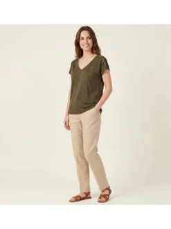 T-shirt kaki à coupe droite pourvu d'un col v et de manches courtes