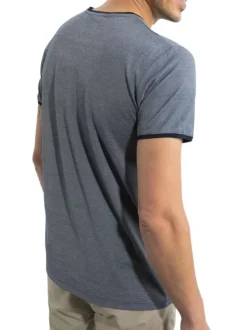 T-shirt marine maille piquée avec une coupe droite et un col rond