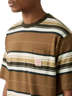 T-shirt marron en coton avec un imprimé fantaisie rayé et des manches courtes