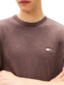 T-shirt marron uni avec une coupe droite et des manches courtes