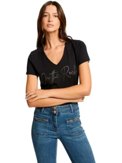 T-shirt noir à coupe droite avec un col V et nom de la marque en strass