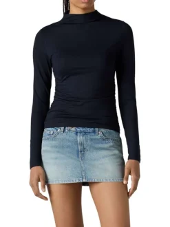 T-shirt noir uni avec un col montant et des manches longues