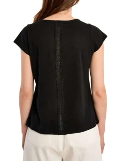 T-shirt noir uni pourvu d'une coupe droite et d'un col rond