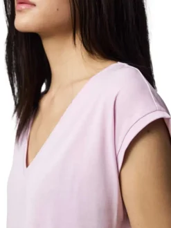 T-shirt parme uni avec une coupe droite et des manches courtes