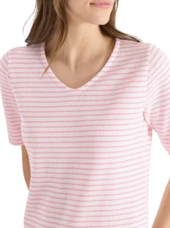 T-shirt rose à rayures pourvu de manches courtes et d'une coupe droite