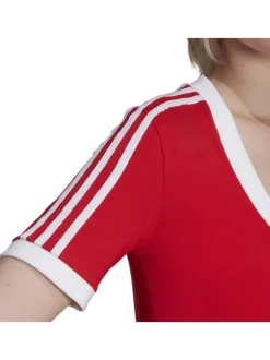 T-shirt rouge à col V large, en coton à coupe slim