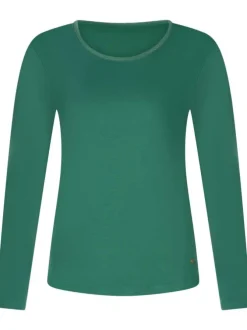 T-shirt vert uni avec une coupe droite à col rond et bijou décoratif