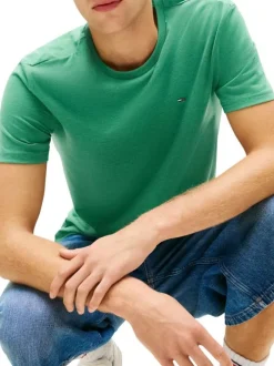 T-shirt vert uni avec une coupe droite et des manches courtes
