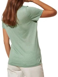 T-shirt vert uni à coupe droite avec un col v et des manches courtes