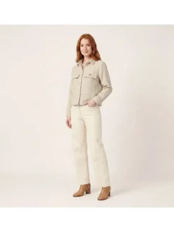 Veste beige unie pourvue d'une coupe droite et de manches longues