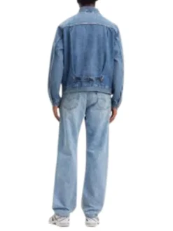 Veste en jean en coton bleu uni avec un poche à gauche de la poitrine