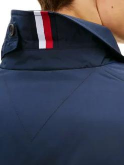 Veste marine à coupe droite pourvu d'un col à revers et de manches longues