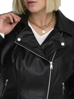 Veste perfecto noir pourvue d'une coupe ajustée et d'un col à revers