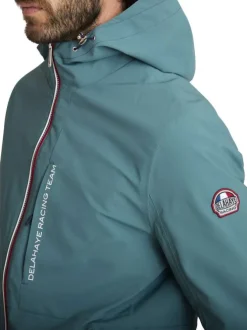 Veste vert d'eau uni avec une coupe droite et des manches longues